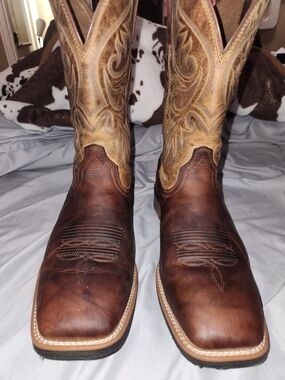 Ariat Brown and Tan Western Cowboy Boots with Embroidered Shaft